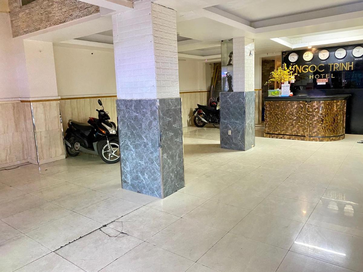 Ngoc Trinh Hotel โฮจิมินห์ซิตี้ ภายนอก รูปภาพ