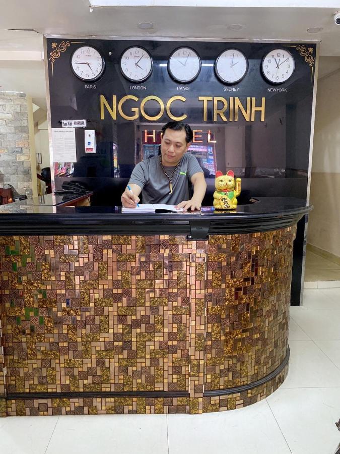 Ngoc Trinh Hotel โฮจิมินห์ซิตี้ ภายนอก รูปภาพ