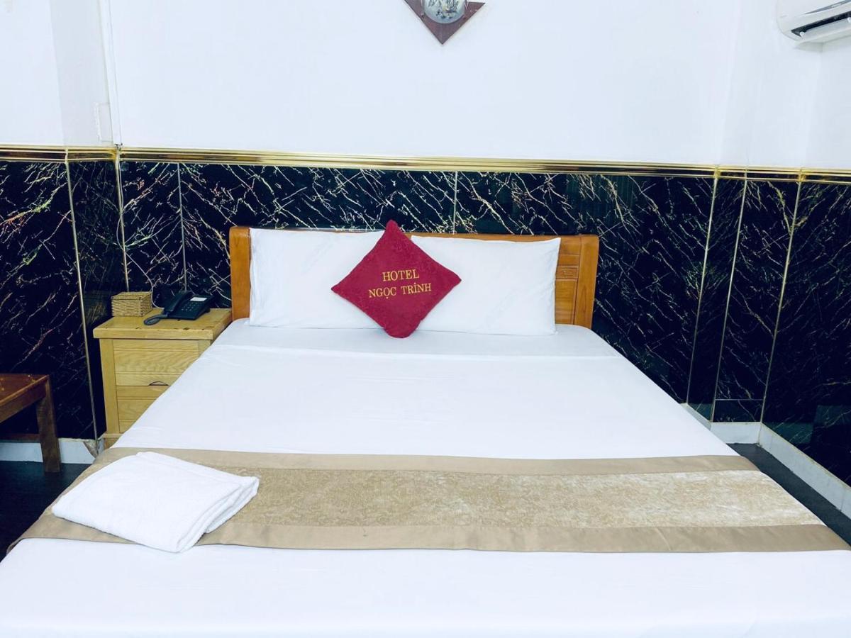 Ngoc Trinh Hotel โฮจิมินห์ซิตี้ ภายนอก รูปภาพ